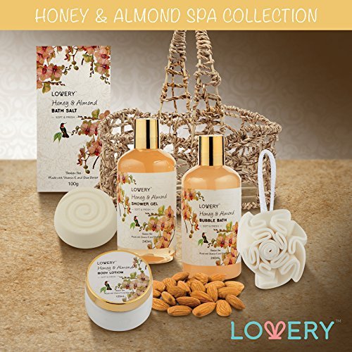 Luxury Spa Honey & Almond Gift Basket for Mom, Wife, Grandma, Daughter – Bath & Body Set with Shower Gel, Bubble Bath, Lotion, Salts, Bath Bomb & Puff in Handmade Basket Avelisse