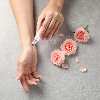 Bulgarian Rose Perfume Roll-On with Natural Rose Oil - Alcohol Free - Unisex Natural Fragrance - 9ml Avelisse