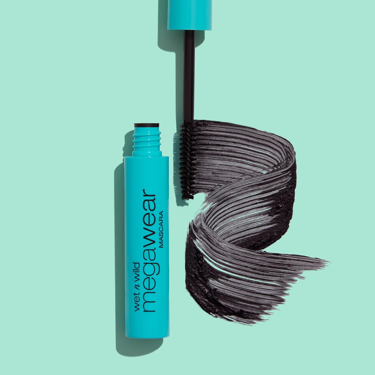 Wet n Wild Enhance and Define Megawear Mascara – Black, Gentle Gel Volumizing Formula with Soy Protein & Panthenol for Full, Healthy Lashes (1 Fl Oz) - görsel 9