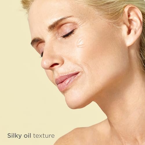 ISDIN Isdinceutics Flavo-C Ultraglican Vitamin C and Hyaluronic Acid Brightening and Antioxidant Day Serum - 10 Ampoules Avelisse