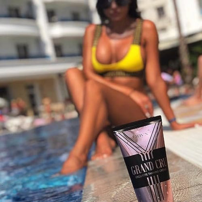 Onyx Grand Cru Tanning Lotion - Fast Absorbing Indoor Tanning Bed Lotion Accelerator with Hydrating Gel Formula and No Bronzer | Streak-Free Indoor and Outdoor Tan for Men & Women | 6.76 fl oz