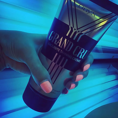 Onyx Grand Cru Tanning Lotion - Fast Absorbing Indoor Tanning Bed Lotion Accelerator with Hydrating Gel Formula and No Bronzer | Streak-Free Indoor and Outdoor Tan for Men & Women | 6.76 fl oz