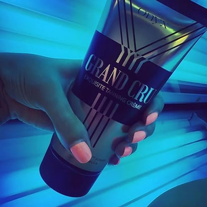 Onyx Grand Cru Tanning Lotion - Fast Absorbing Indoor Tanning Bed Lotion Accelerator with Hydrating Gel Formula and No Bronzer | Streak-Free Indoor and Outdoor Tan for Men & Women | 6.76 fl oz