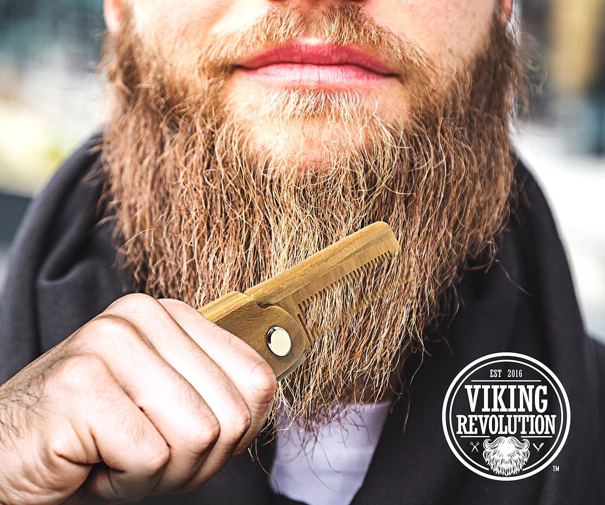 Folding Beard Comb with Carrying Pouch for Men – All Natural Wooden Beard Comb in Gift Box – Green Sandalwood Comb for Grooming & Combing Hair, Beards and Mustaches by Viking Revolution - görsel 3