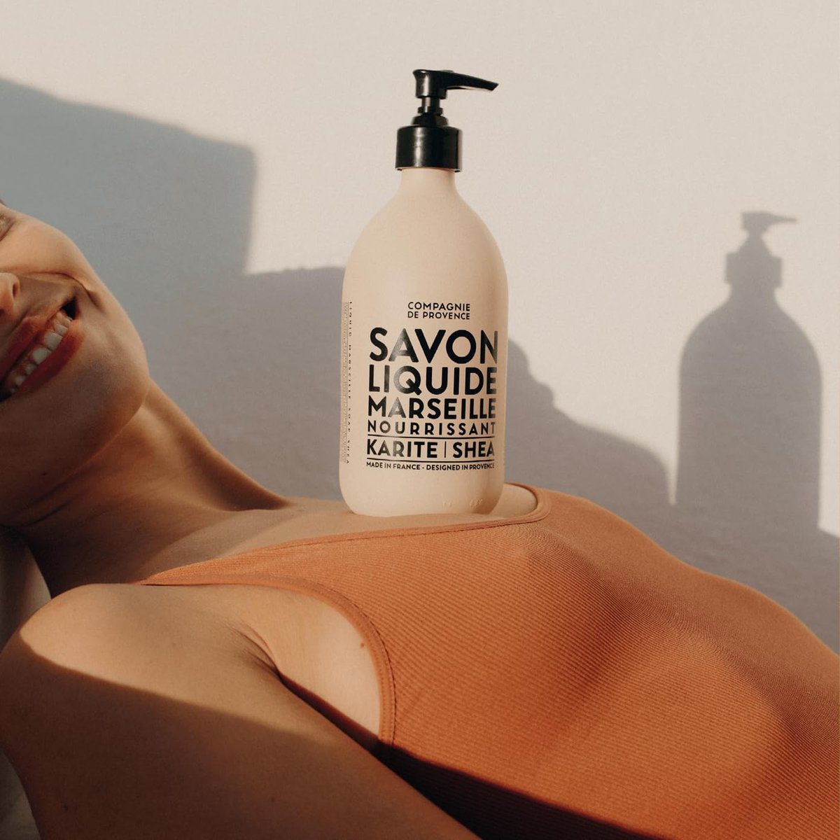 La Compagnie de Provence Savon de Marseille Nourishing Liquid Soap - Shea Butter, 16.7 Fl Oz Refill (Beige) - görsel 9