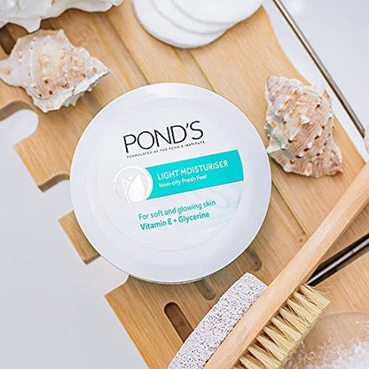 Pond's Light Moisturiser | Non-Oily Fresh Feel with Vitamin E + Glycerine | 200ml Avelisse