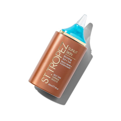 St.Tropez Sunlit Skin Bronzing Tint & Liquid Bronzer for Face - Buildable Sun-Kissed Glow with Hyaluronic Acid, 1 Fl Oz Avelisse