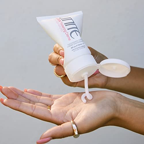 UNITE BOOSTA Thickening Crème – Lightweight Styling Cream for Fine or Limp Hair, Adds Thickness & Touchable Volume, UV & Thermal Protection, 4 Fl Oz Avelisse