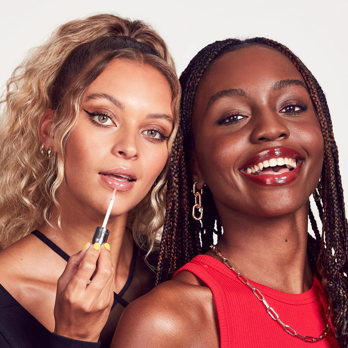 Rimmel Stay Glossy Lip Gloss - Non-Sticky Lightweight Formula for Lip Color and Shine - 143 Sundae Best, 0.18 oz - görsel 11