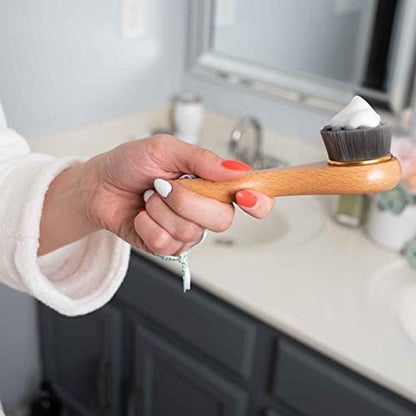 GranNaturals Manual Facial Cleansing Kabuki Brush – Wooden Handle Skin Cleanser & Scrubber for Deep Pore Cleaning, Acne Washing, Makeup & Face Mask Application – Men & Women (Tan, 1 Count)