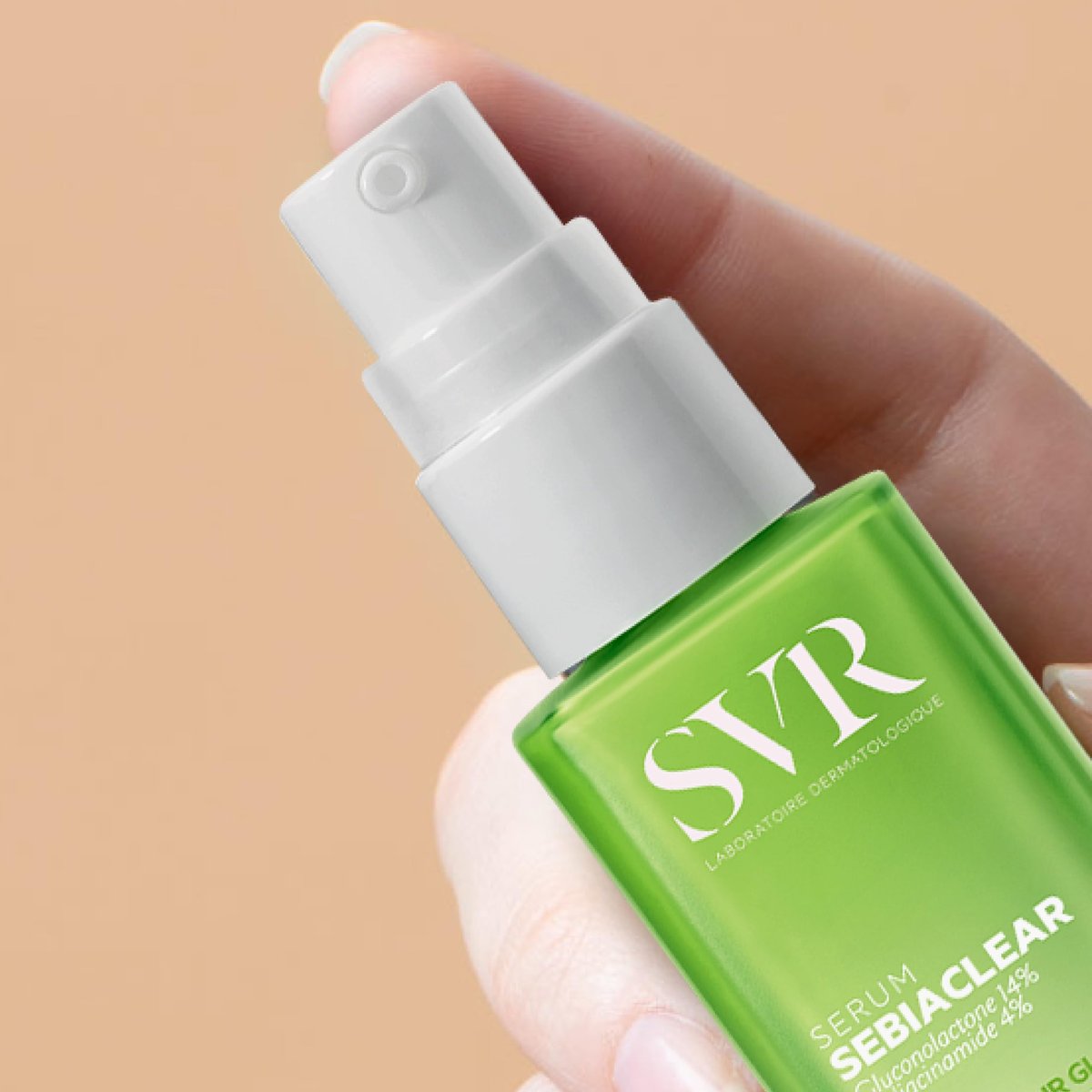 SVR Sebiaclear Face Serum - Retinol Alternative with Niacinamide & Hyaluronic Acid for Sensitive Oily Skin, Reduce Fine Lines & Breakouts, 1 fl.oz Avelisse