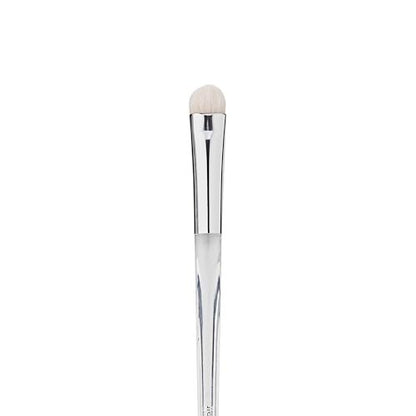 e.l.f. Precision Eyeshadow Brush – Medium Tapered Synthetic for Blending & Contouring