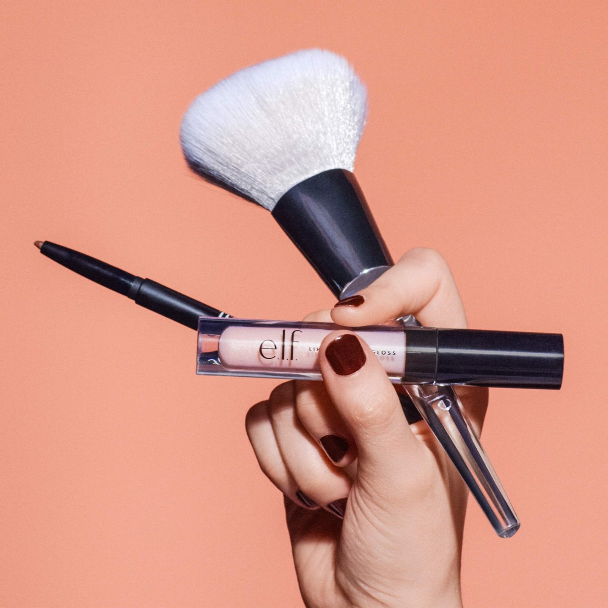 e.l.f. Precision Airbrush Blender - Angled Synthetic Foundation Brush for Liquid, Cream, or Powder Makeup - Vegan & Cruelty-Free Avelisse