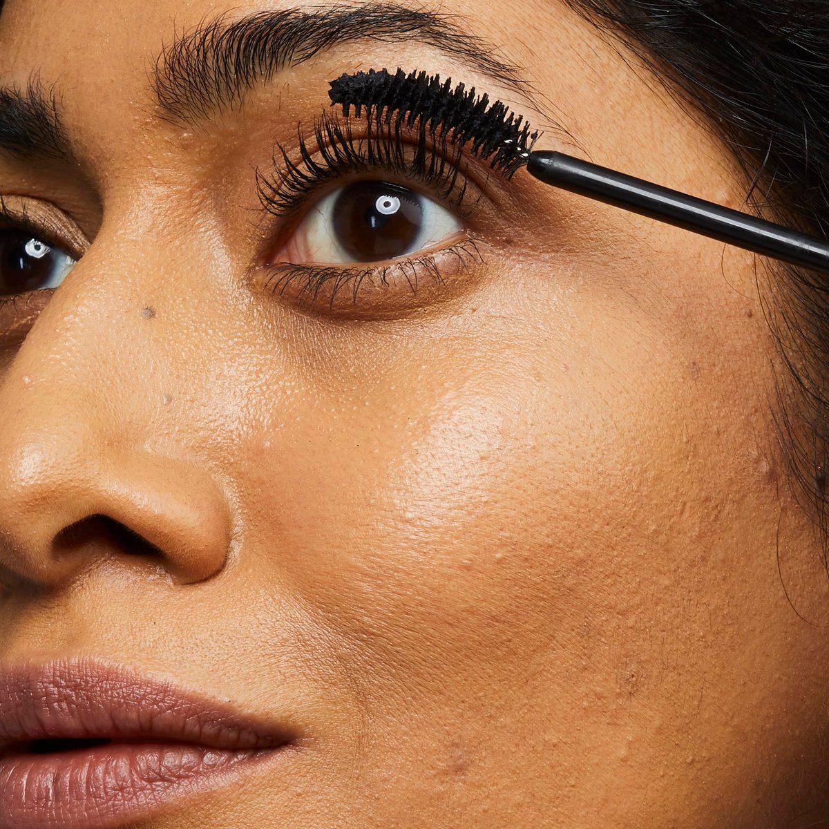 No7 The Full 360 Mascara - Black - Volumizing & Lengthening Mascara for Full, Long Lashes - Clump & Smudge-Free - Up to 24 Hour Wear (7ml) Avelisse