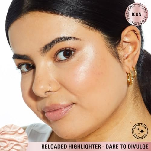 Revolution Reloaded Pressed Powder Highlighter – Dare to Divulge – Intensely Pigmented Highlighter for a Dewy, High-Impact Glow - görsel 7
