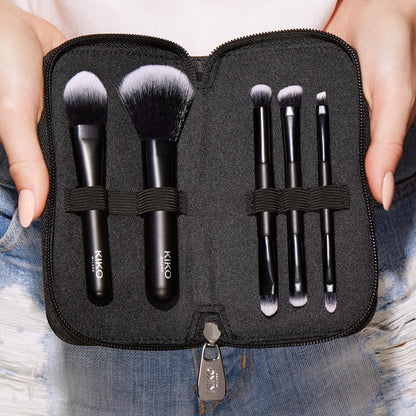 KIKO Milano Travel Brush Set – 5 Professional Brushes in Travel Pouch