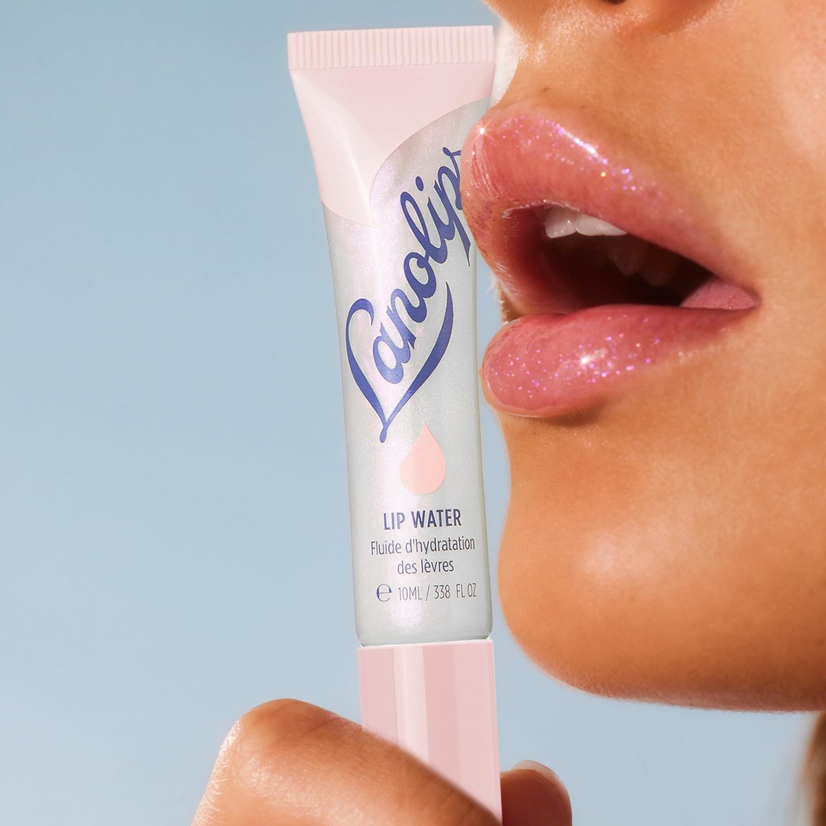 Lanolips Lanolin Lip Water - Holographic - Clear Gloss Serum with Hyaluronic Acid & Lanolin Oil for Hydrated Glow (10ml / 0.34 fl oz) - görsel 11