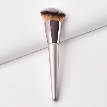VVS Professional Synthetic Kabuki Brush – Gold, 1 Count | Premium Foundation & Blending Brush
