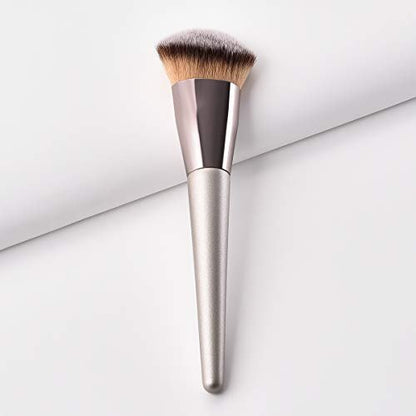 VVS Professional Synthetic Kabuki Brush – Gold, 1 Count | Premium Foundation & Blending Brush