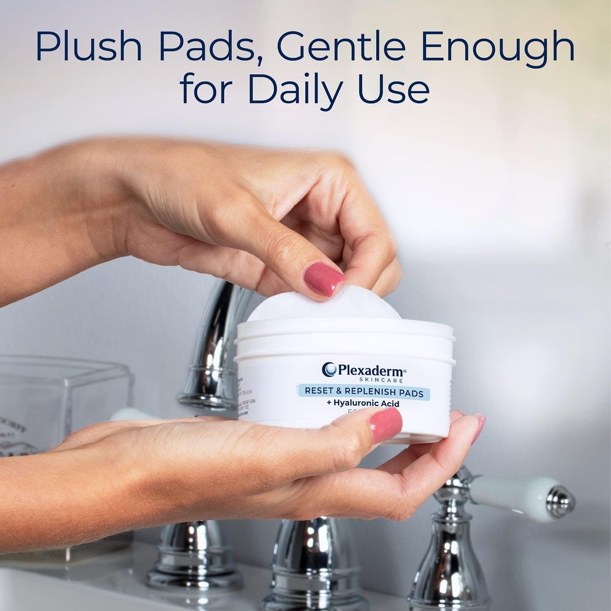 Plexaderm Reset and Replenish Pads with Hyaluronic Acid - Gently Remove Dirt, Oil & Makeup While Hydrating Skin (50 Count) Avelisse