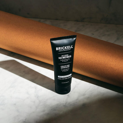 Brickell Men's Daily Defense SPF20 Face Moisturizer for Men - Natural & Organic Zinc Oxide Sunscreen, Hydrates & Protects Against UVA/B Rays, 3.4 oz, Unscented Avelisse