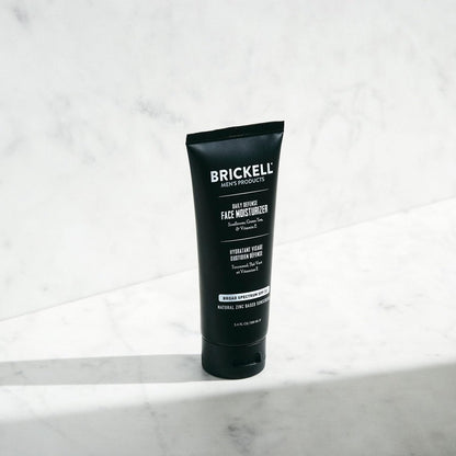 Brickell Men's Daily Defense SPF20 Face Moisturizer for Men - Natural & Organic Zinc Oxide Sunscreen, Hydrates & Protects Against UVA/B Rays, 3.4 oz, Unscented Avelisse