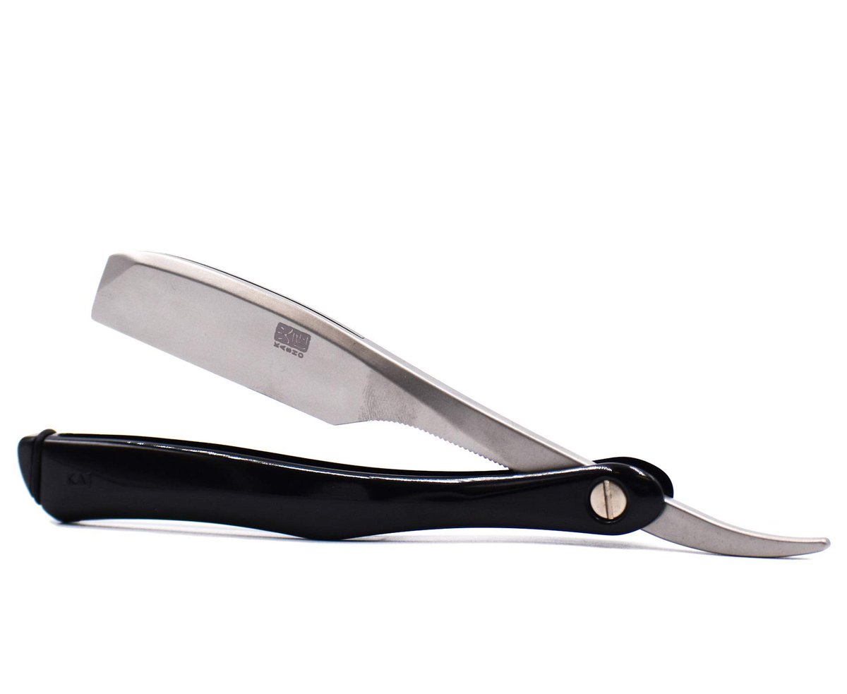 Kai Kasho Captain Japanese Professional Folding Straight Edge Barbering Razor with Leather Case – 20 Kai Captain Titan Blades Included – Compatible with Feather Artist Club Blades - görsel 7