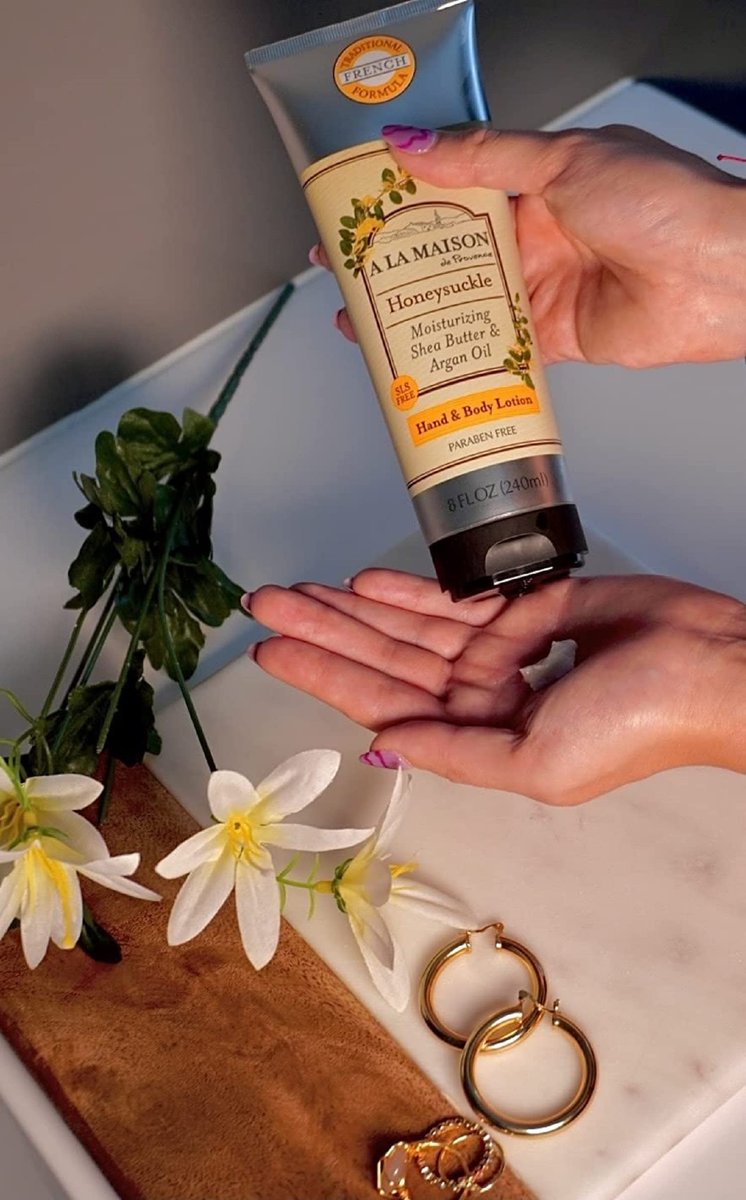 A LA MAISON Moisturizing Lotion, Honeysuckle (8 oz) - 2 Pack Avelisse