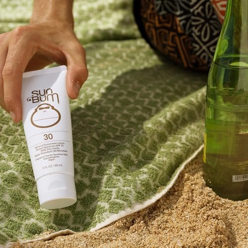 Sun Bum Mineral SPF 30 Sunscreen Body Lotion - Broad Spectrum Moisturizing Sunscreen with Vitamin E - Vegan & Hawaii 104 Act Compliant - Travel Size 3 oz - görsel 6