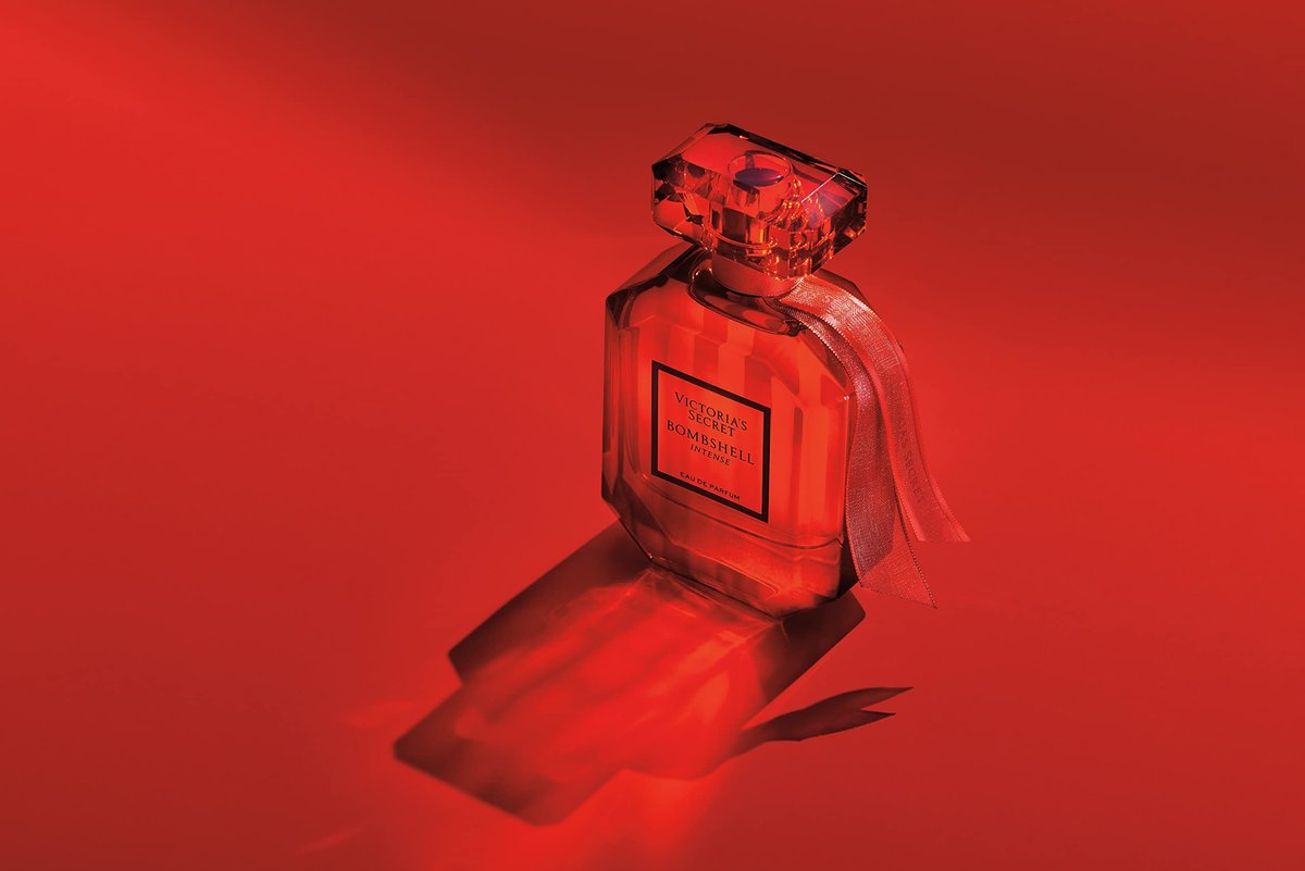 Victoria's Secret Bombshell Intense Eau de Parfum 3.4 oz - Long-Lasting Fragrance Avelisse