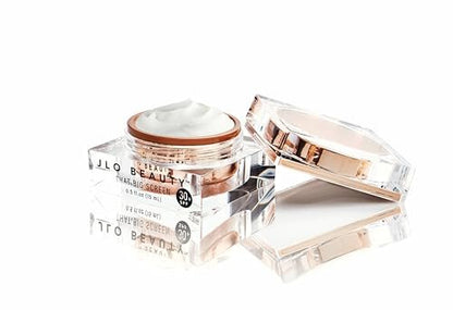 JLO BEAUTY That Big Screen Broad Spectrum SPF 30 Face Moisturizer, Lightweight Daily Hydrating Sunscreen with Hyaluronic Acid & Antioxidants, 1.7 FL Oz Avelisse