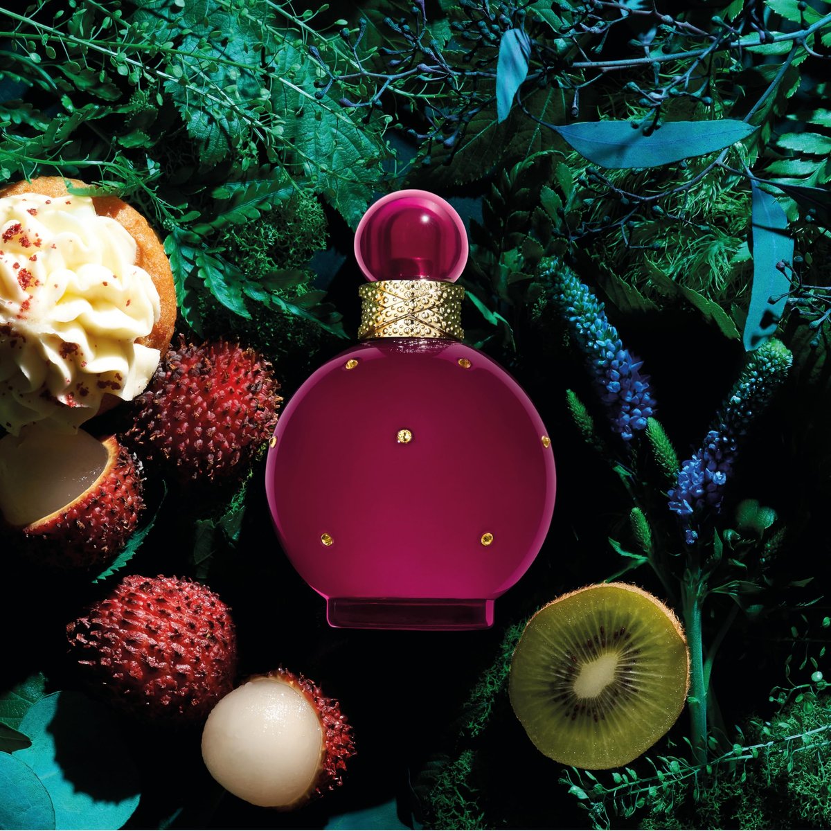 Britney Spears Fantasy Intense Eau de Parfum for Women, 3.3 Fl Oz Avelisse