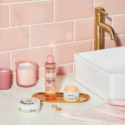Soap & Glory in The Glow How Vitamin C 5% Glycolic Acid Exfoliating Tonic - Gentle Glycolic Acid Toner with Chamomile Extract - Pore Exfoliating Toner for Brighter, Healthier Skin (200ml) Avelisse