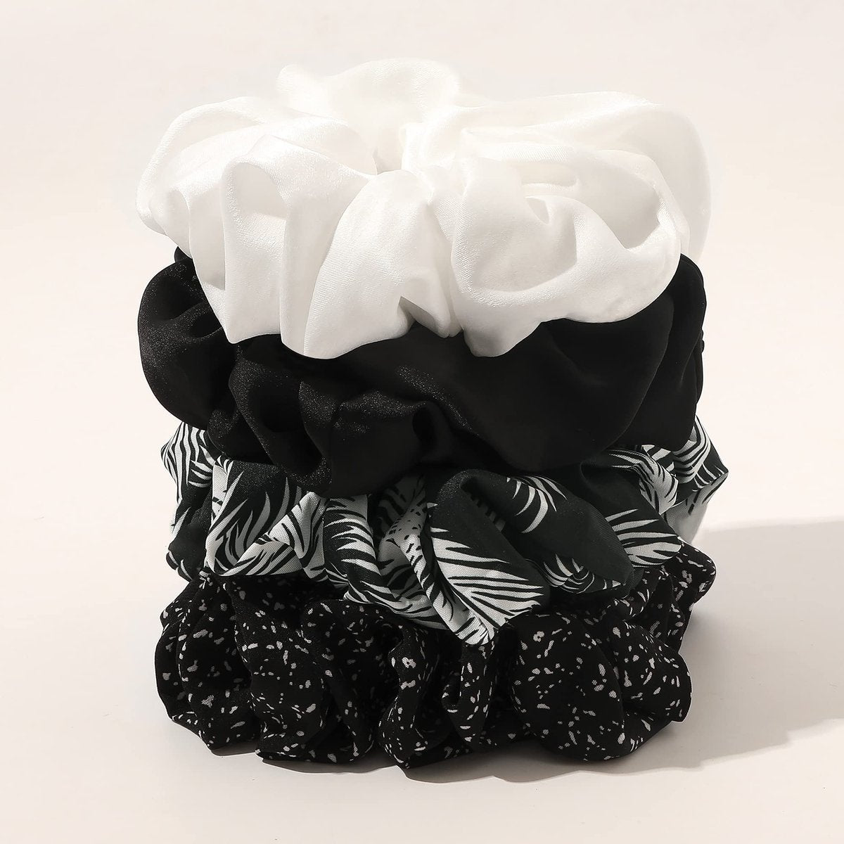 Ivyu Silk Satin Scrunchie Pack of 4 - Extra Large Jumbo Hair Ties for Thick Curly Hair - Gentle Ponytail Holders for Women - görsel 15
