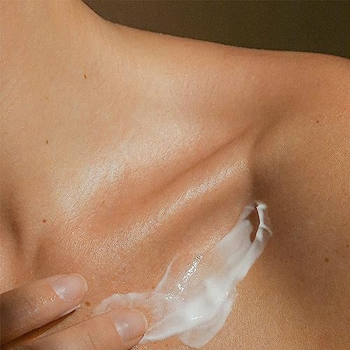 Summer Fridays Summer Silk Nourishing Body Lotion – Hydrating Body Lotion with Hyaluronic Acid, Shea Butter, Grapeseed Oil, and Cocoa Butter – Non-Greasy Moisturizer for Dry Skin (6.7 Fl Oz) Avelisse