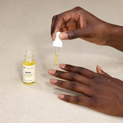 Dazzle Dry Mend Intensive Conditioning Nail & Cuticle Oil – 0.5 oz (15 mL) Clear Avelisse