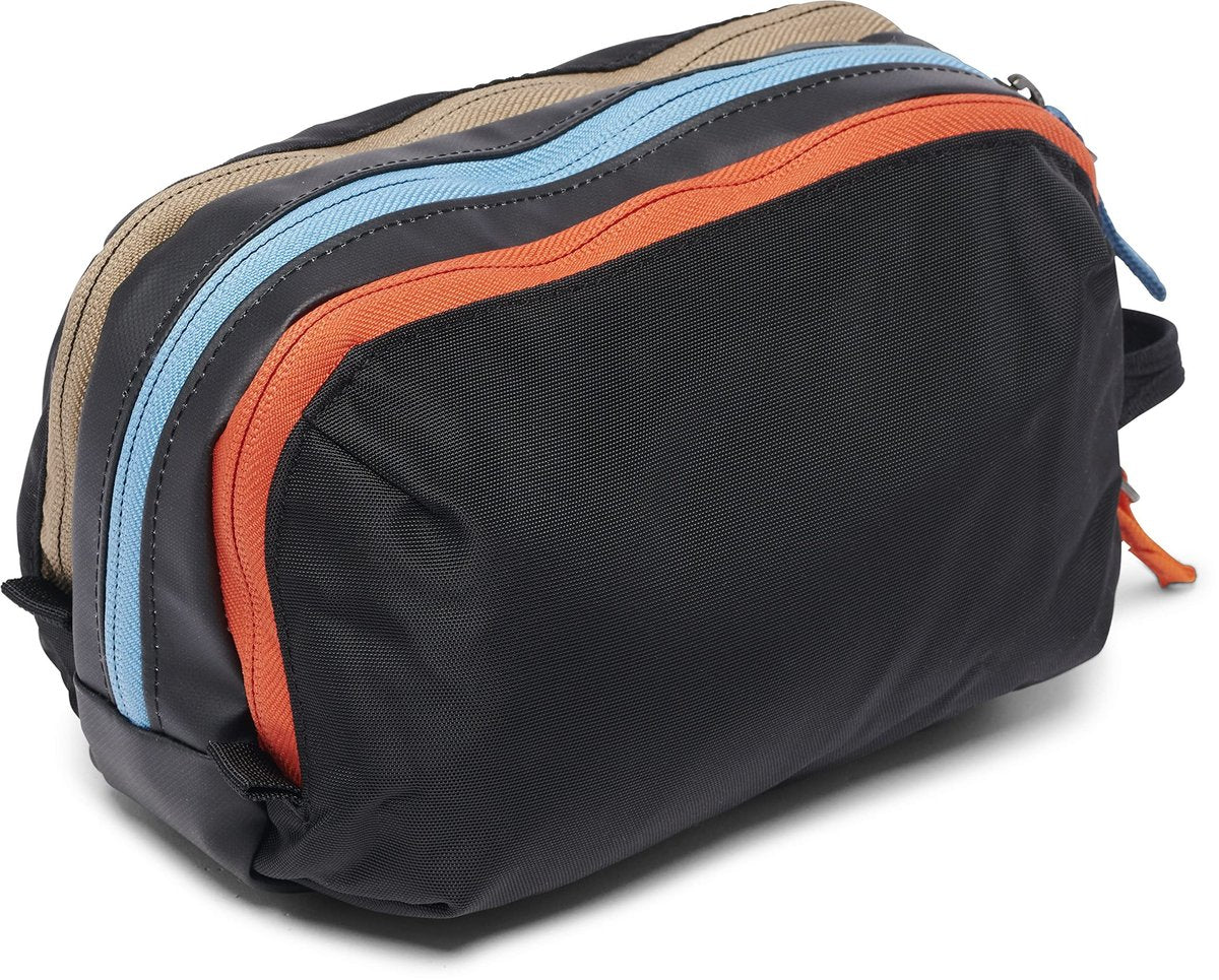 Cotopaxi Nido Accessory Bag - CADA Dia - Black | Recycled Nylon Dopp Kit Avelisse