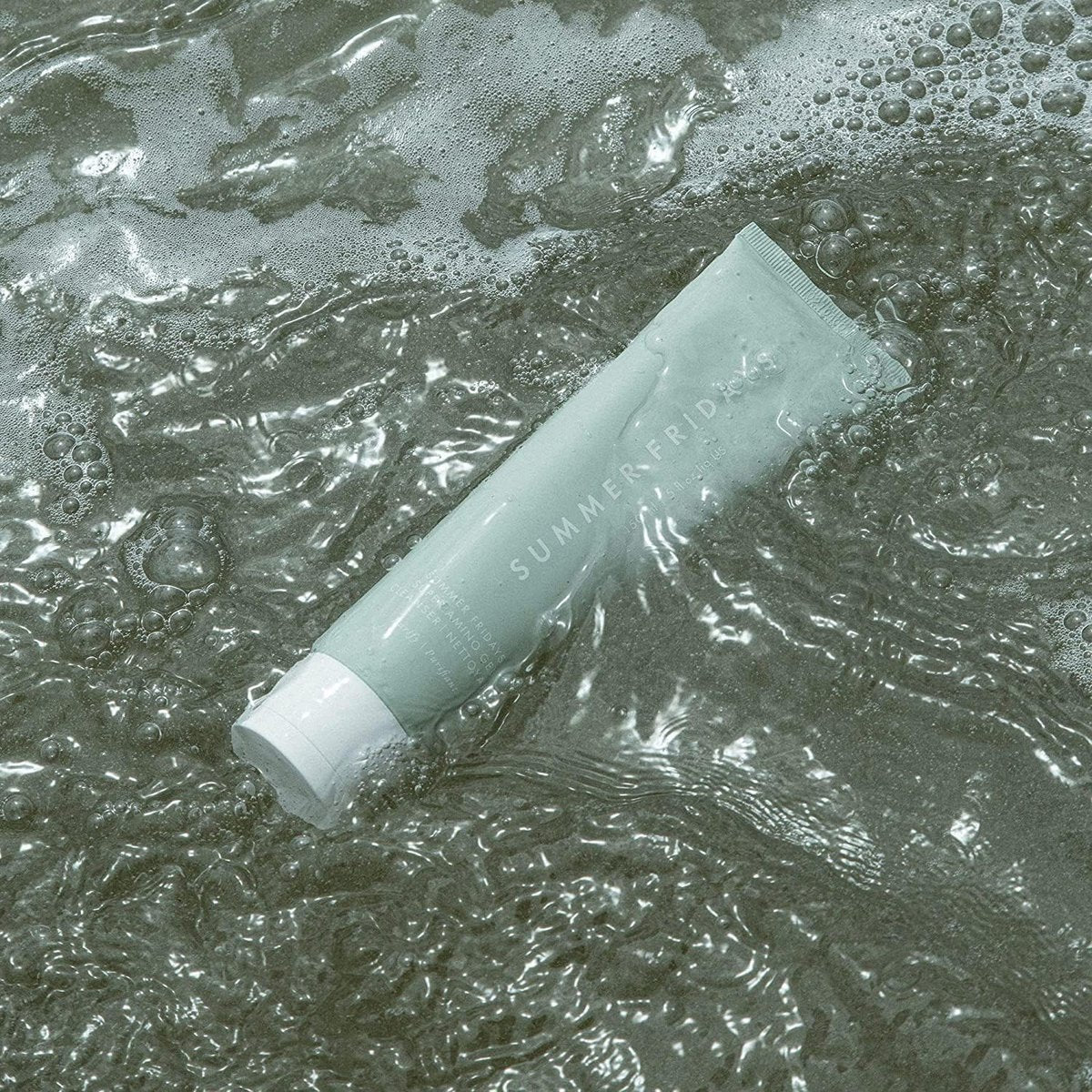 Summer Fridays Super Amino Gel Facial Cleanser – Gentle pH-Balanced Face Wash & Makeup Remover, Calms Irritation, Hydrates & Nourishes Skin, 5 Fl Oz Avelisse