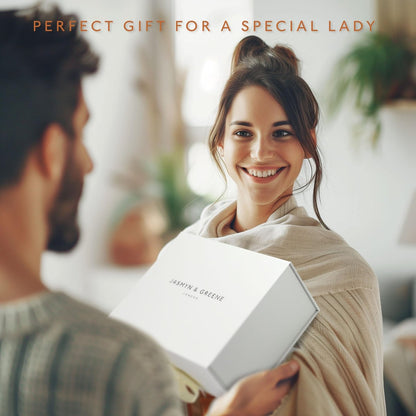 Luxury Spa Gift Basket for Women - 10 Relaxing Lavender Self Care Kit | Jasmyn & Greene Avelisse