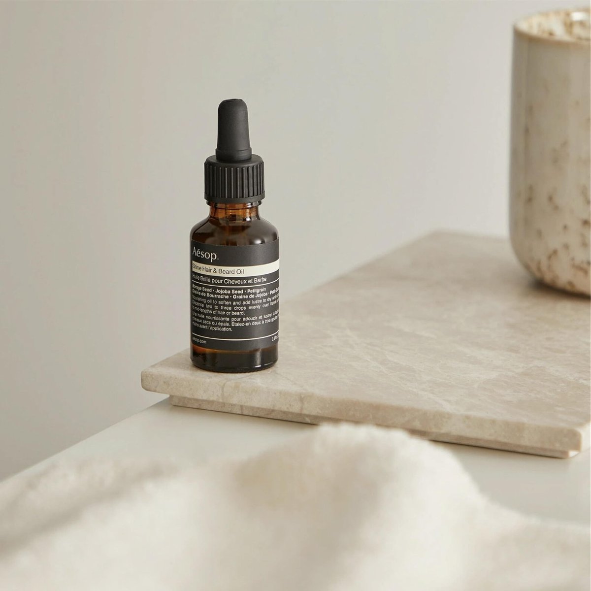 Aesop Shine Hair and Beard Oil | Moisture-Rich, Silicone-Free Oil for Full Beards and Hair | Softens Coarse Texture | No Greasy Buildup | Earthy Citrus Scent | 0.84 Fl Oz Avelisse