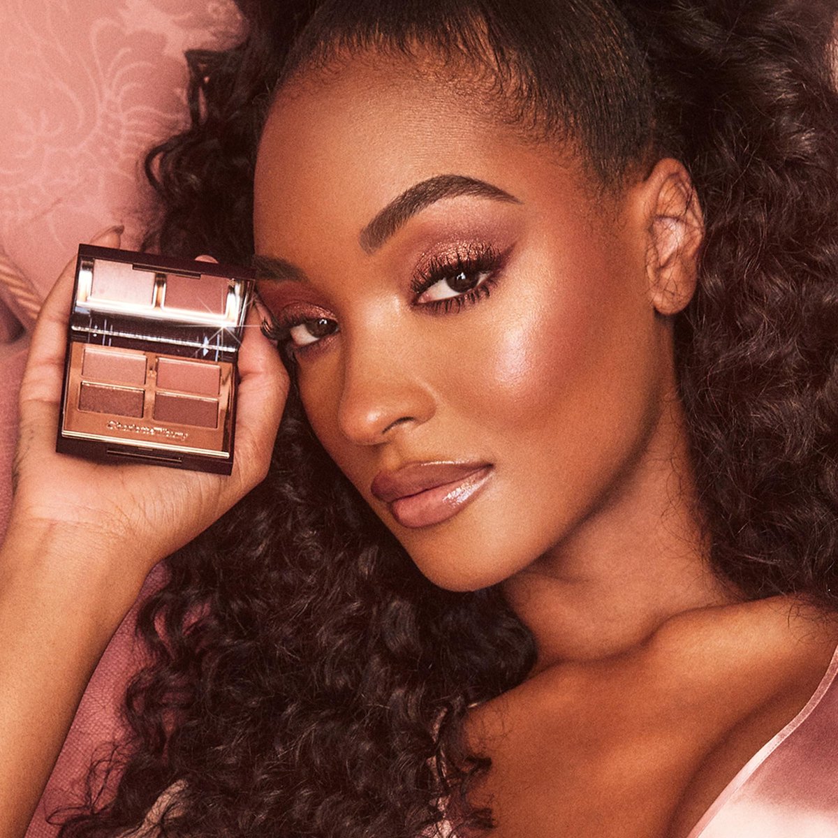 Charlotte Tilbury Luxury Palette Eyeshadow Quad - Pillow Talk Dreams - Shimmer, Metallic & Satin Matte - görsel 5