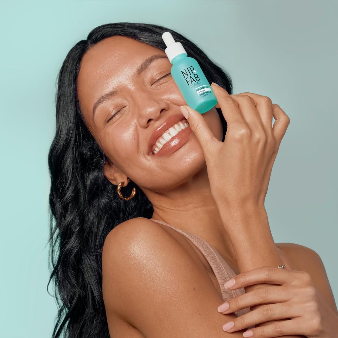 Nip + Fab Hyaluronic Fix Extreme 4 2% Concentrate - Daily Hydrating Face Serum for Dewy, Plumped Skin (30ml) Avelisse