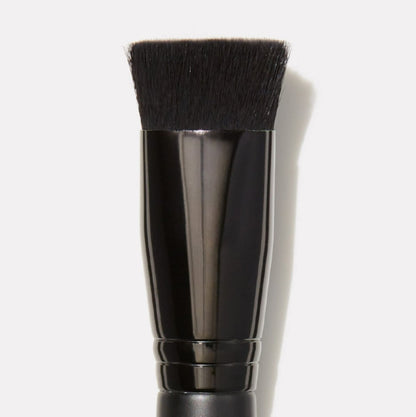 e.l.f. Triangular Buffing Foundation Brush – Flat-Top Synthetic Makeup Brush for Even Foundation Application, Vegan & Cruelty-Free