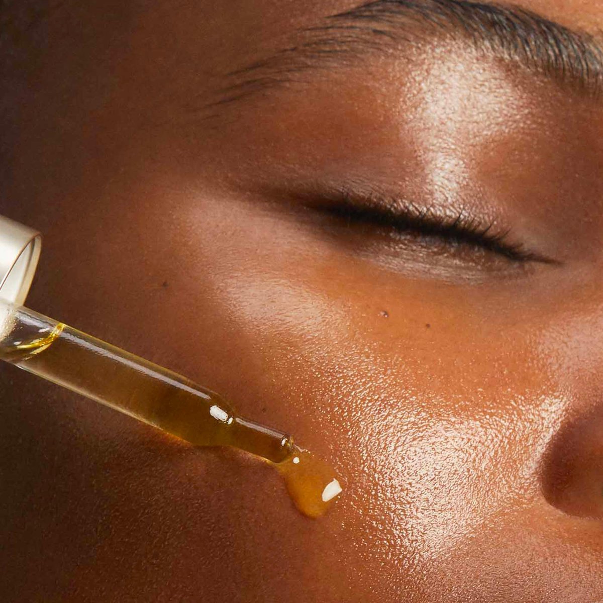 Clarins Santal Face Oil Treatment – Hydrates, Smoothes, and Comforts Dry Skin | Minimizes Fine Lines | 100% Natural Plant Extracts Avelisse