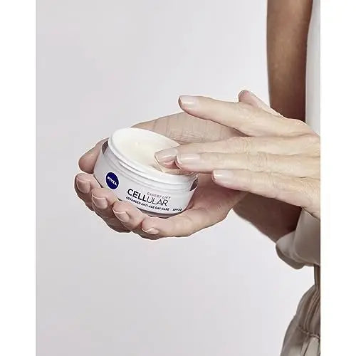 NIVEA Cellular Expert Lift Anti-Age Face Cream Set – Day & Night Moisturizers with Bakuchiol and Dual Hyaluronic Acid, 2 x 50 ml (100 ml) – Anti-Wrinkle, Firming and Skin-Renewing Care for Mature Skin Avelisse