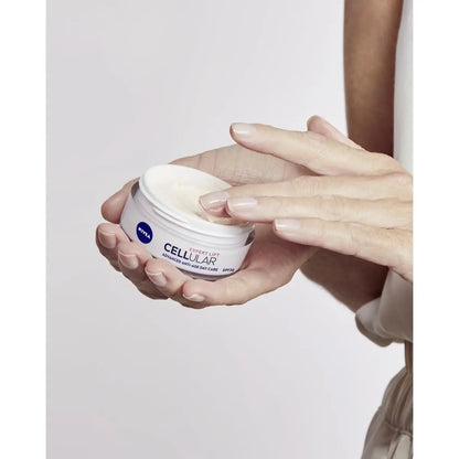 NIVEA Cellular Expert Lift Anti-Age Face Cream Set – Day & Night Moisturizers with Bakuchiol and Dual Hyaluronic Acid, 2 x 50 ml (100 ml) – Anti-Wrinkle, Firming and Skin-Renewing Care for Mature Skin Avelisse