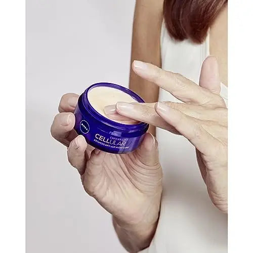 NIVEA Cellular Expert Lift Anti-Age Face Cream Set – Day & Night Moisturizers with Bakuchiol and Dual Hyaluronic Acid, 2 x 50 ml (100 ml) – Anti-Wrinkle, Firming and Skin-Renewing Care for Mature Skin Avelisse