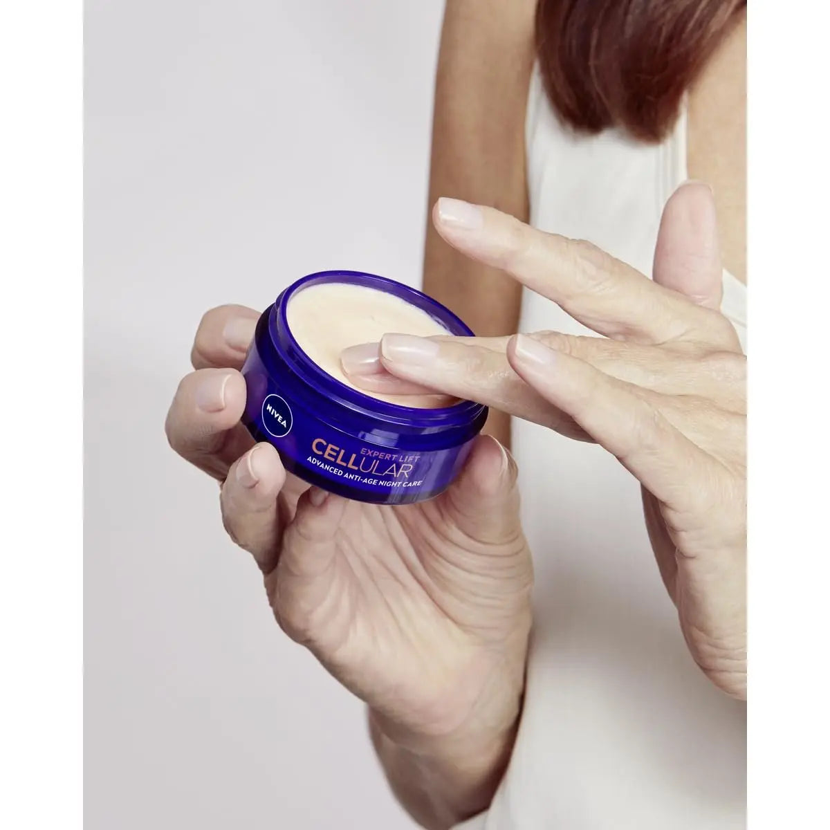 NIVEA Cellular Expert Lift Anti-Age Face Cream Set – Day & Night Moisturizers with Bakuchiol and Dual Hyaluronic Acid, 2 x 50 ml (100 ml) – Anti-Wrinkle, Firming and Skin-Renewing Care for Mature Skin Avelisse