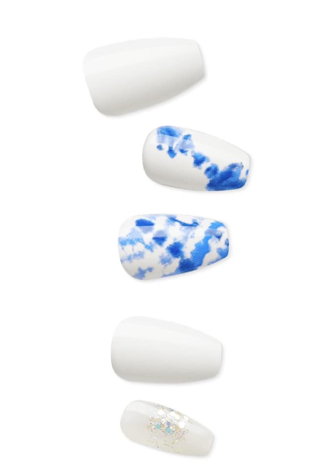 KISS Impress No Glue Mani 30 Pcs Press on Nails - White with Glitter Blue Tie-Dye, Medium Coffin Shape, Easy Peel & Press, Hassle-Free Removal, Tools Included - görsel 3