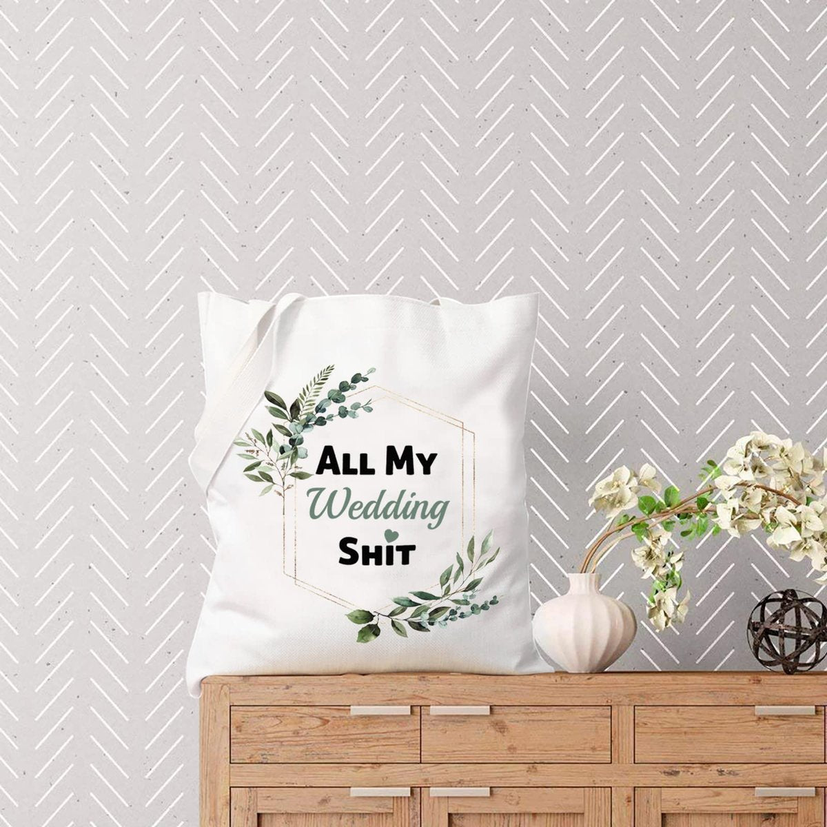 TSOTMO Bride To Be Gift Floral Bride Wedding Day Emergency Kit Tote Bag – Beige Canvas Cosmetic Bag - görsel 5